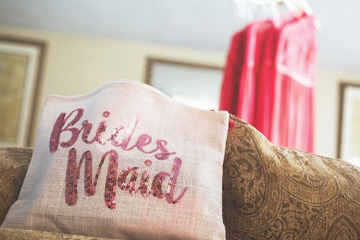 BB_Murphy_BridesMaid-Bag_0058